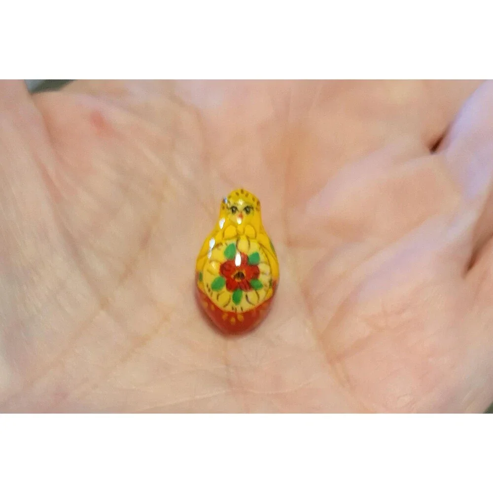 Russian Nesting Dolls - Hand-Painted Semyonov Matryoshka - 5 Piece Set - Signed